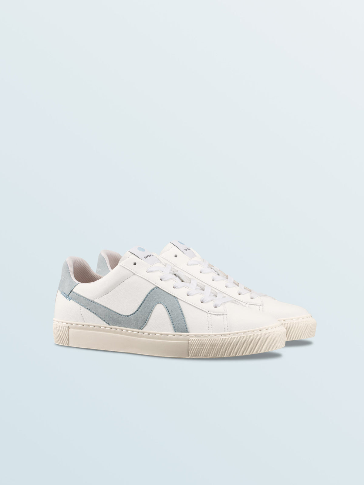 Vegan 01 Sneaker in Ocean